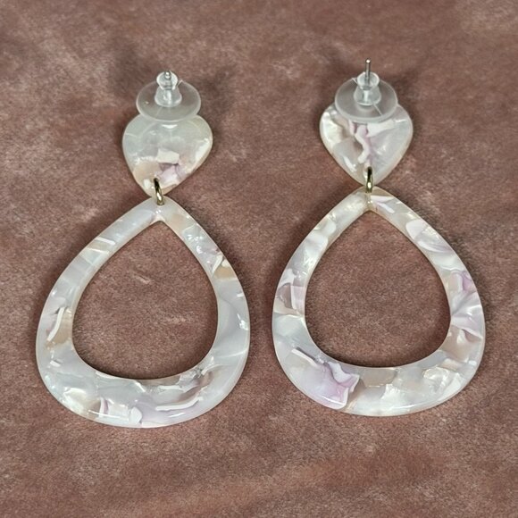 Charming Charlie White & Pink Marbled Teardrop Dangle Earrings - Picture 6 of 7